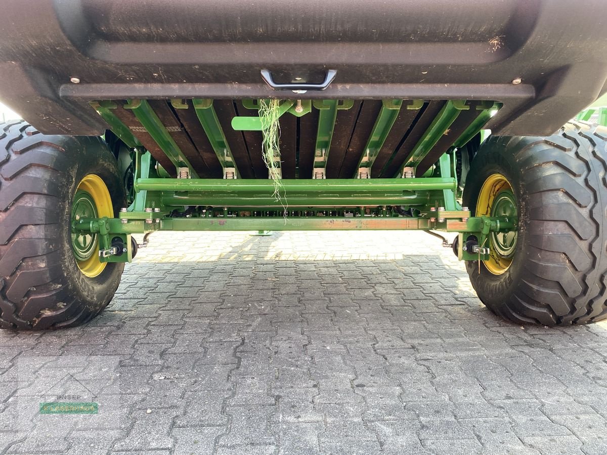 Rundballenpresse del tipo John Deere V451 M, Neumaschine en Hartberg (Imagen 7)