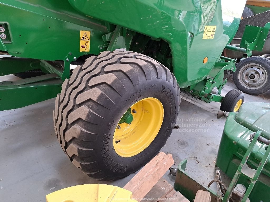 Rundballenpresse typu John Deere V451M, Gebrauchtmaschine v Vogelsheim (Obrázek 8)