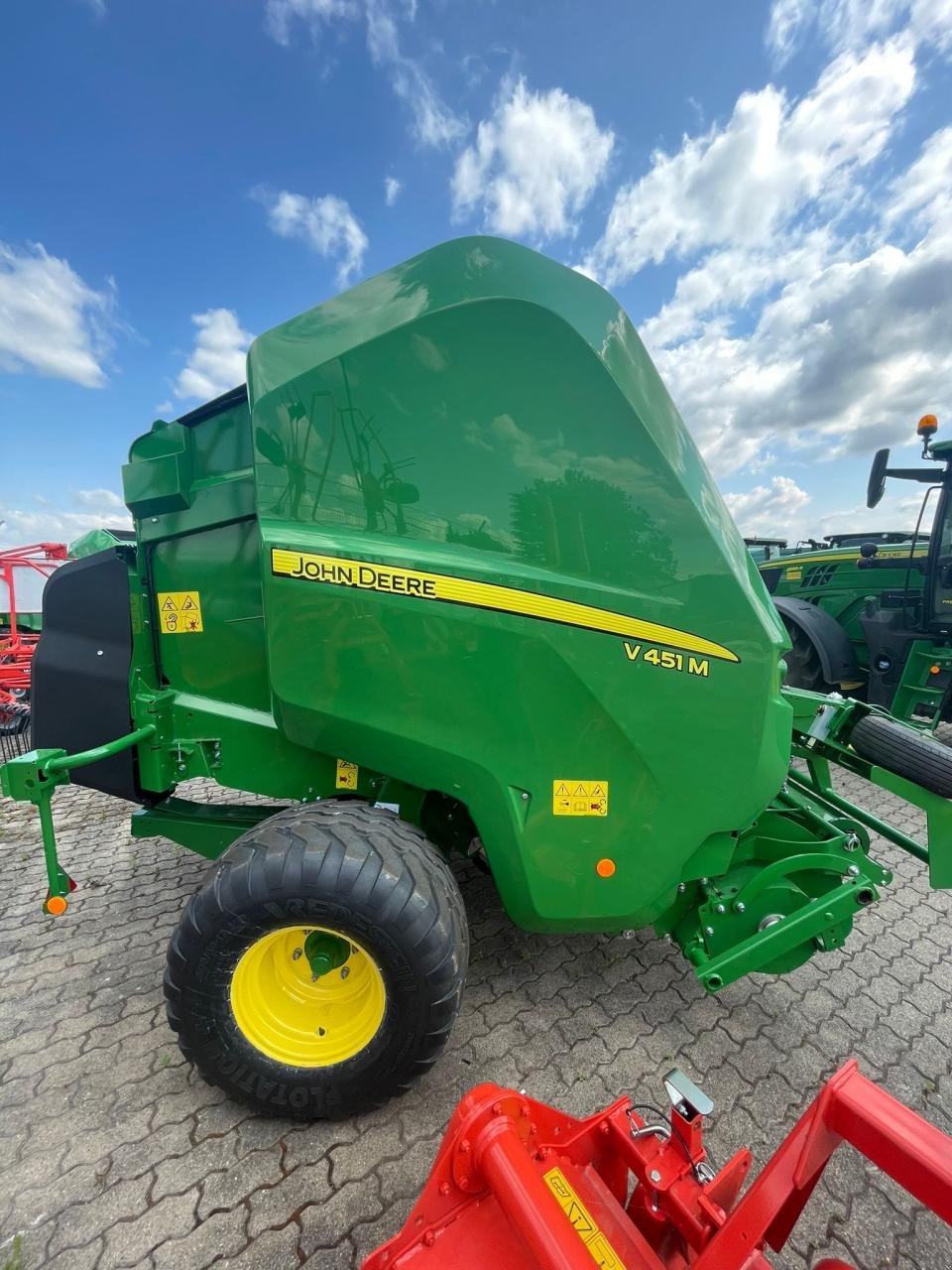 Rundballenpresse a típus John Deere V451M, Neumaschine ekkor: Worms (Kép 3)