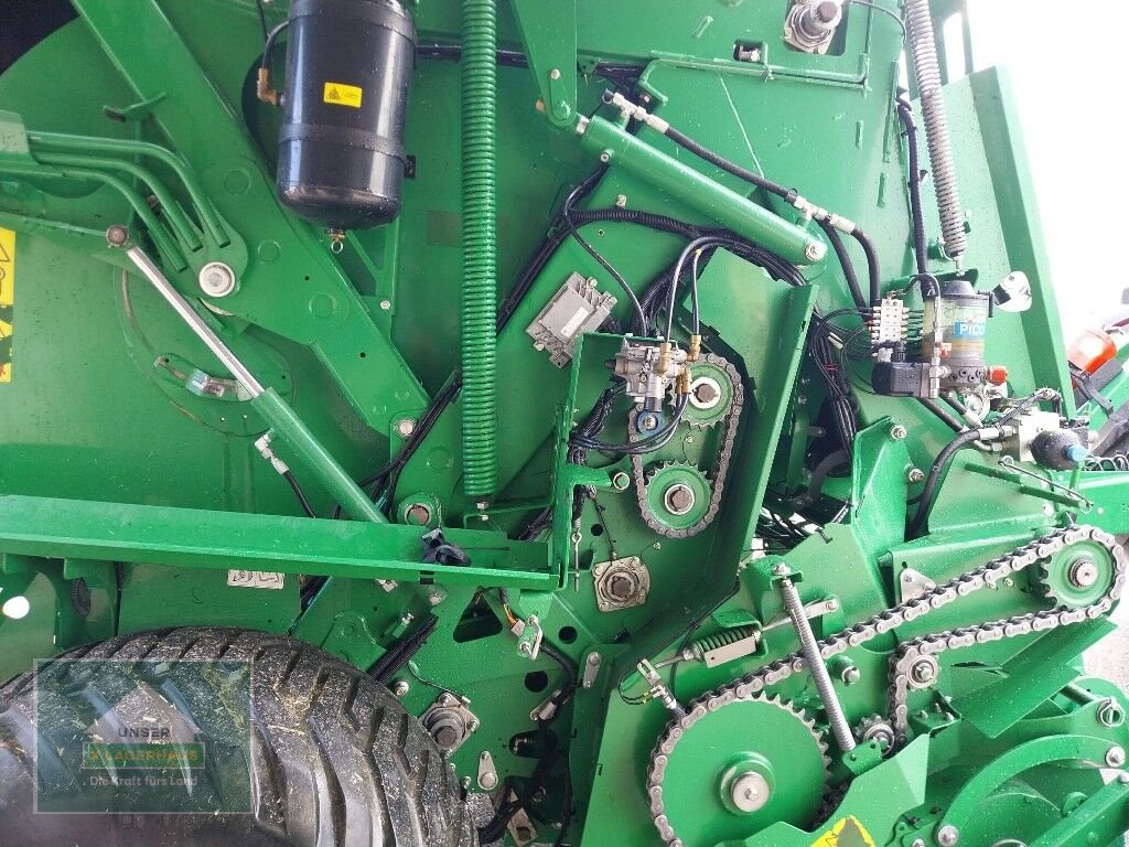 Rundballenpresse Türe ait John Deere V451R, Gebrauchtmaschine içinde Lambach (resim 4)