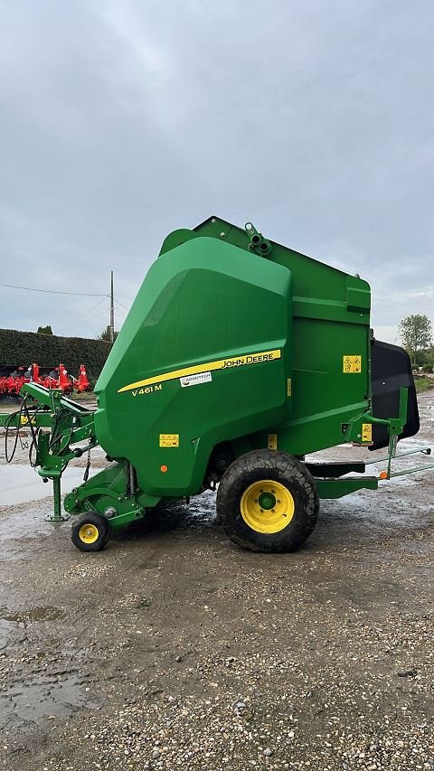 Rundballenpresse des Typs John Deere V461 M, Gebrauchtmaschine in BOSC LE HARD (Bild 4)