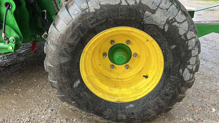 Rundballenpresse des Typs John Deere V461 M, Gebrauchtmaschine in BOSC LE HARD (Bild 8)