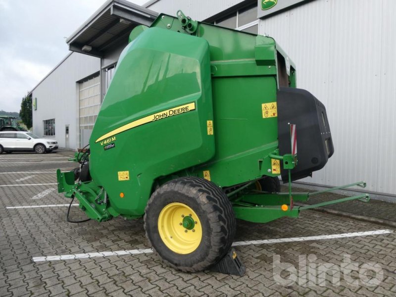 Rundballenpresse des Typs John Deere V461 M, Gebrauchtmaschine in Düsseldorf (Bild 1)