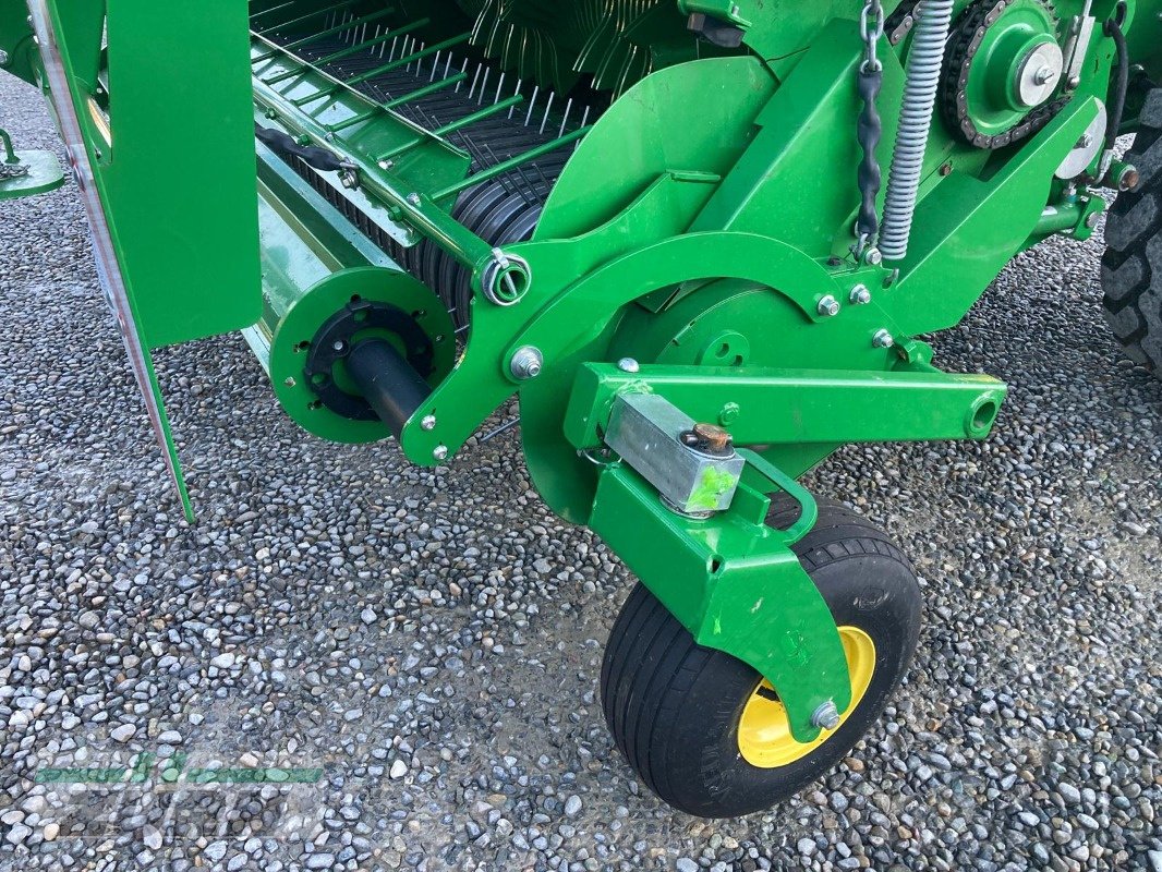 Rundballenpresse van het type John Deere V461M 25 Messer ISO-Bus, Gebrauchtmaschine in Kanzach (Foto 9)