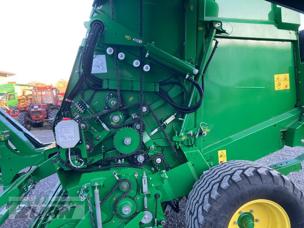 Rundballenpresse del tipo John Deere V461M 25 Messer ISO-Bus, Gebrauchtmaschine en Kanzach (Imagen 12)