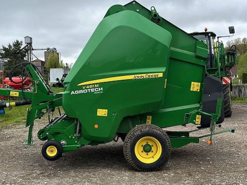 Rundballenpresse of the type John Deere V461M, Gebrauchtmaschine in BOSC LE HARD (Picture 1)