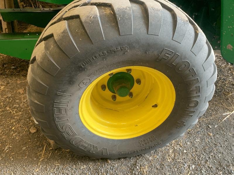 Rundballenpresse Türe ait John Deere V461M, Gebrauchtmaschine içinde Richebourg (resim 5)