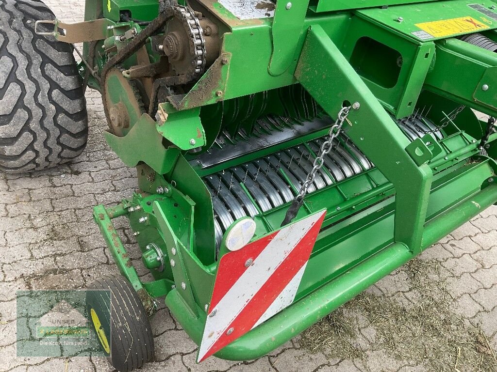 Rundballenpresse del tipo John Deere V461M, Gebrauchtmaschine en Eferding (Imagen 4)