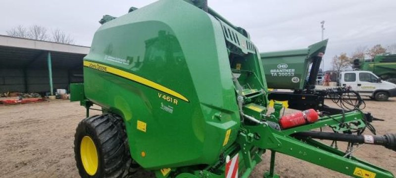 Rundballenpresse del tipo John Deere V461R HC13, Gebrauchtmaschine In Videbæk (Immagine 3)