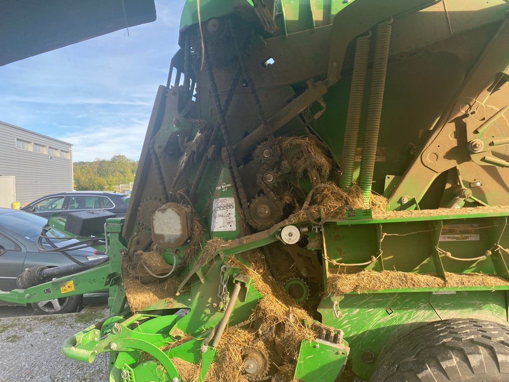 Rundballenpresse Türe ait John Deere V461R, Gebrauchtmaschine içinde GUERET (resim 7)