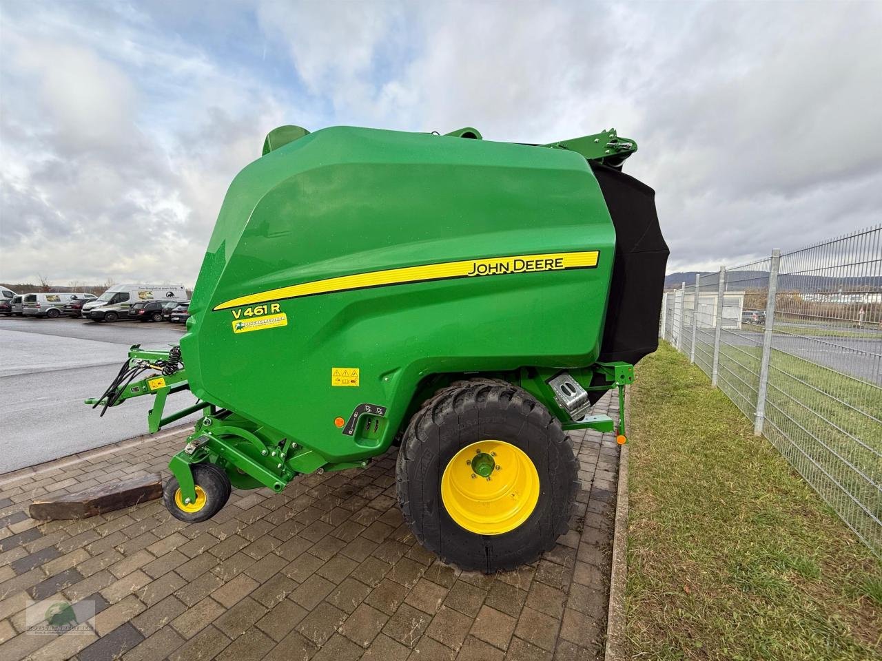 Rundballenpresse typu John Deere V461R, Neumaschine w Hofheim (Zdjęcie 2)