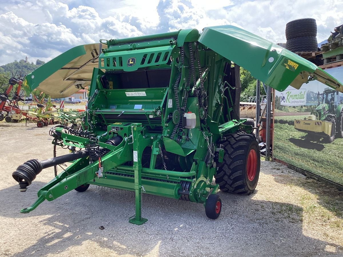 Rundballenpresse van het type John Deere V461R, Gebrauchtmaschine in Micheldorf / OÖ (Foto 18)