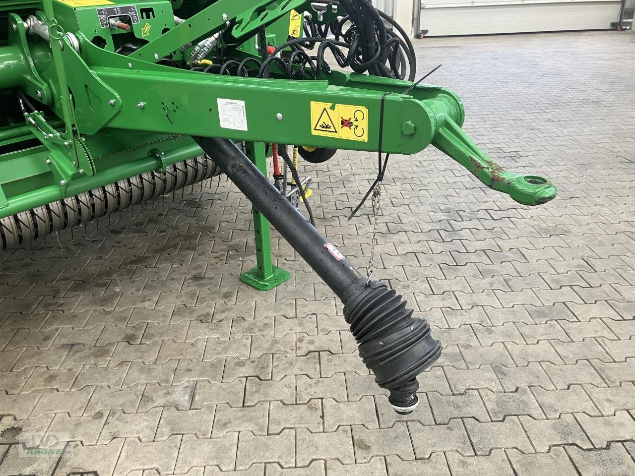 Rundballenpresse от тип John Deere V461R, Gebrauchtmaschine в Spelle (Снимка 16)