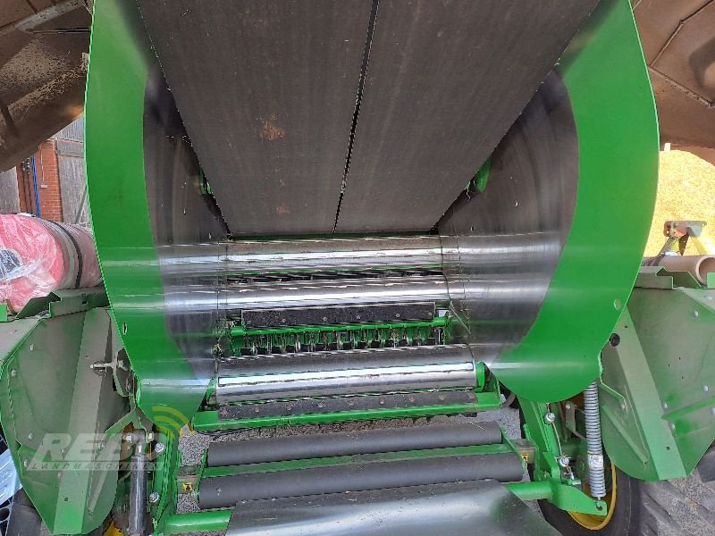 Rundballenpresse of the type John Deere V461R, Gebrauchtmaschine in Schwaförden (Picture 8)