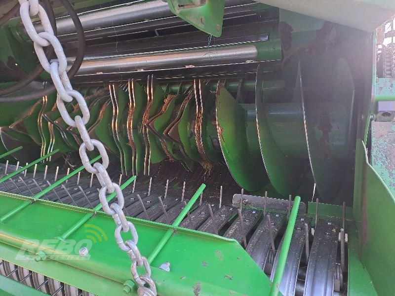 Rundballenpresse of the type John Deere V461R, Gebrauchtmaschine in Schwaförden (Picture 10)