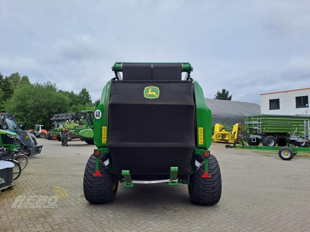 Rundballenpresse tip John Deere V461R, Gebrauchtmaschine in Visbek/Rechterfeld (Poză 4)