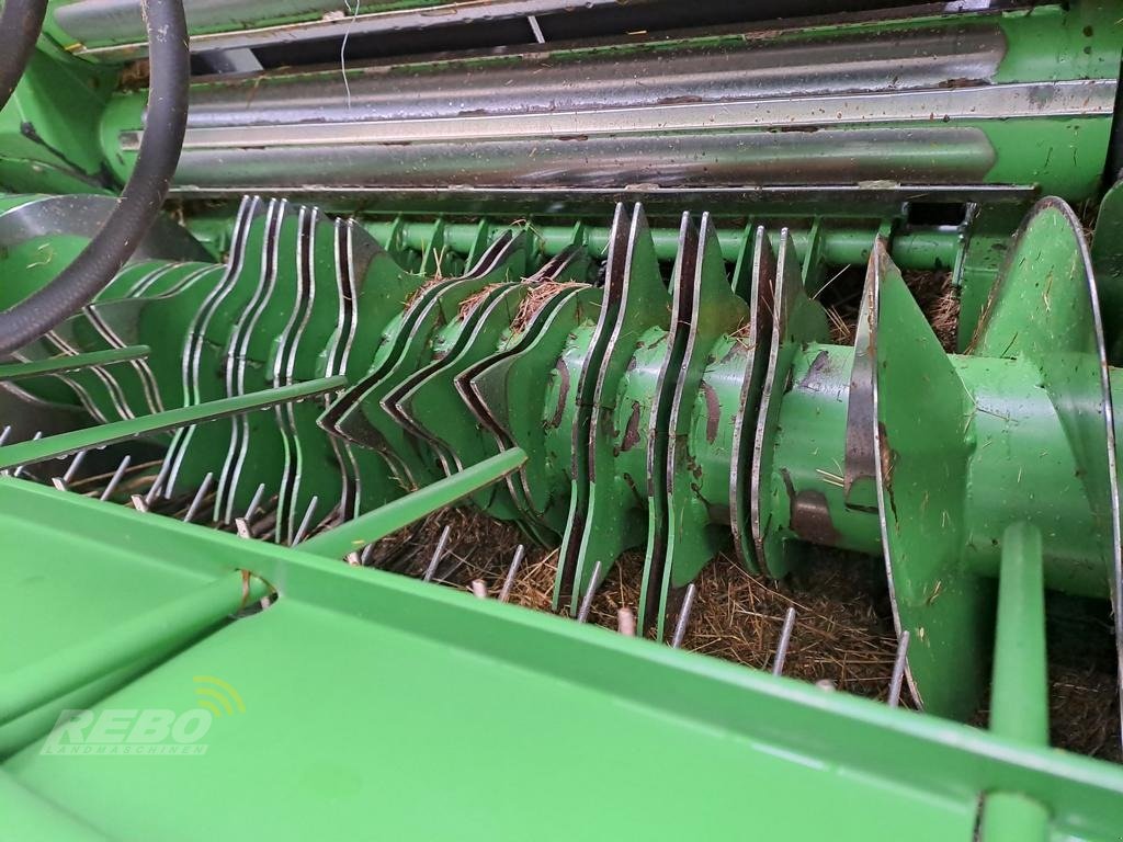 Rundballenpresse tip John Deere V461R, Gebrauchtmaschine in Visbek/Rechterfeld (Poză 20)