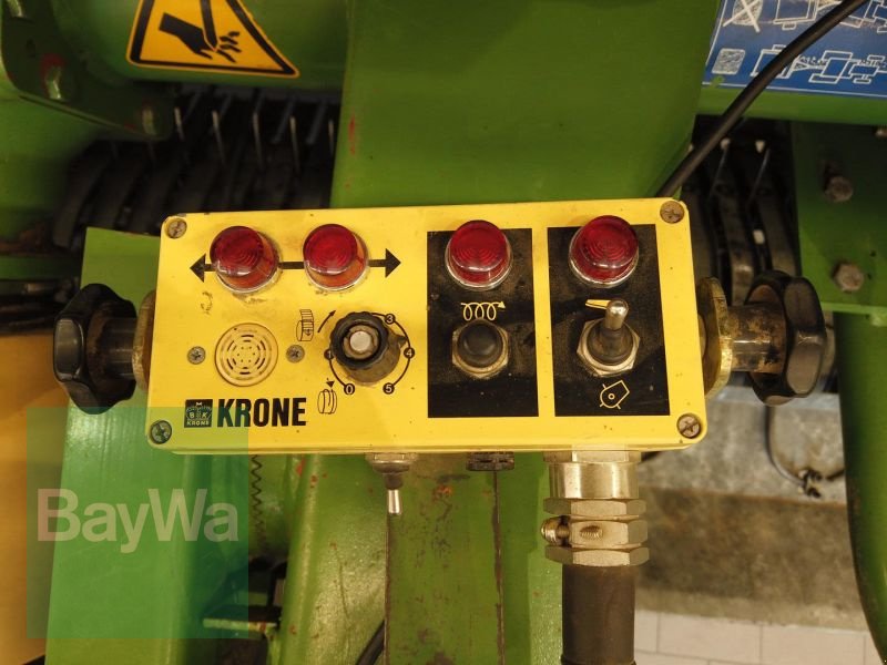 Rundballenpresse van het type Krone 1250 ROUND PACK MC, Gebrauchtmaschine in Manching (Foto 14)