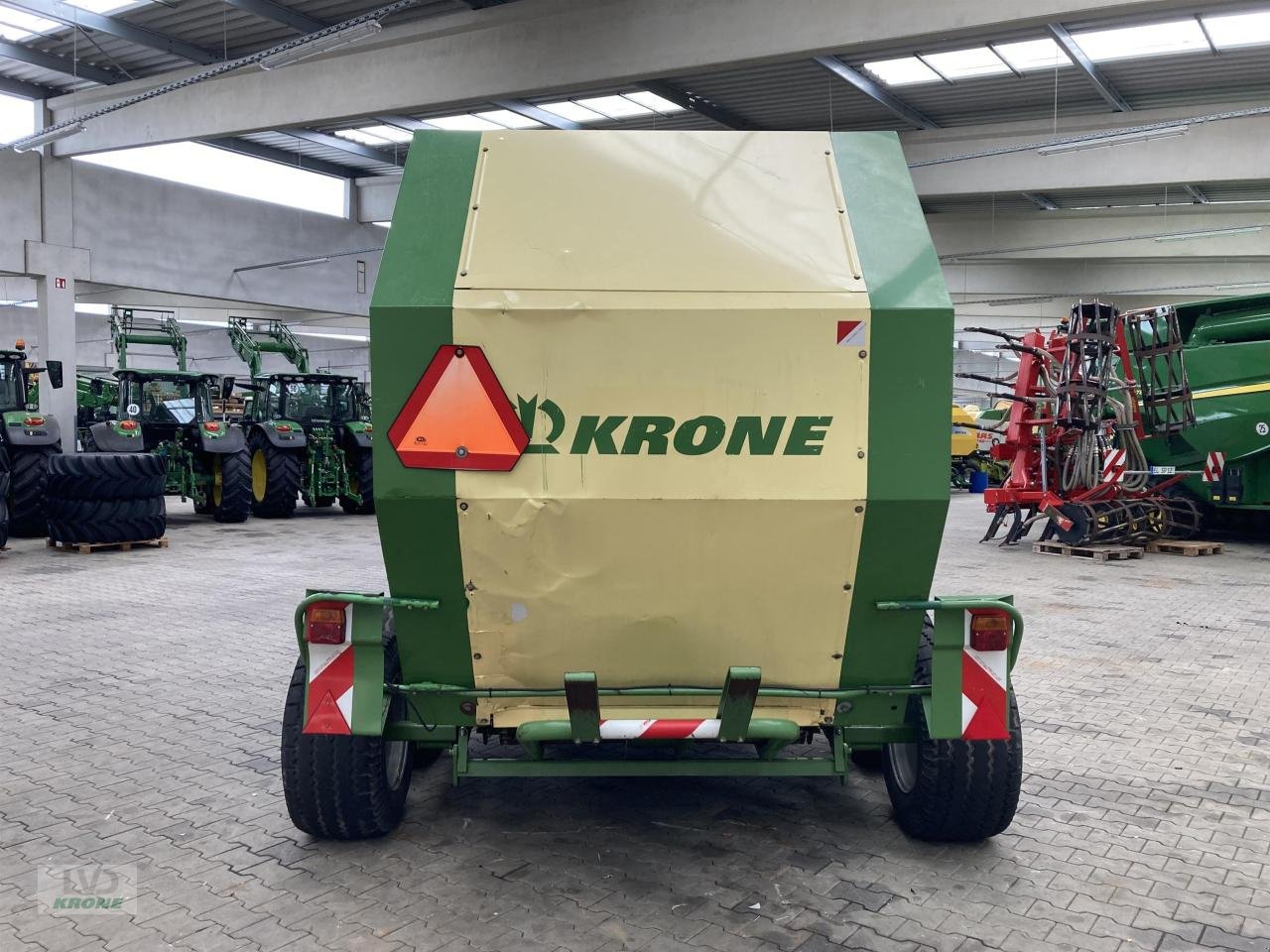 Rundballenpresse van het type Krone 1800 VarioPack, Gebrauchtmaschine in Spelle (Foto 5)