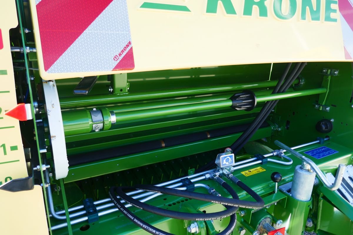 Rundballenpresse tip Krone Bellima F 130 B, Gebrauchtmaschine in Villach (Poză 12)