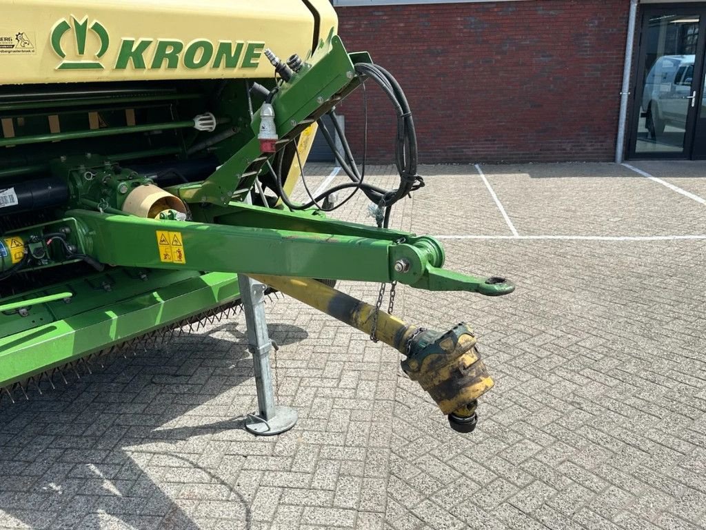 Rundballenpresse tipa Krone CF155XC Comprima, Gebrauchtmaschine u BENNEKOM (Slika 3)