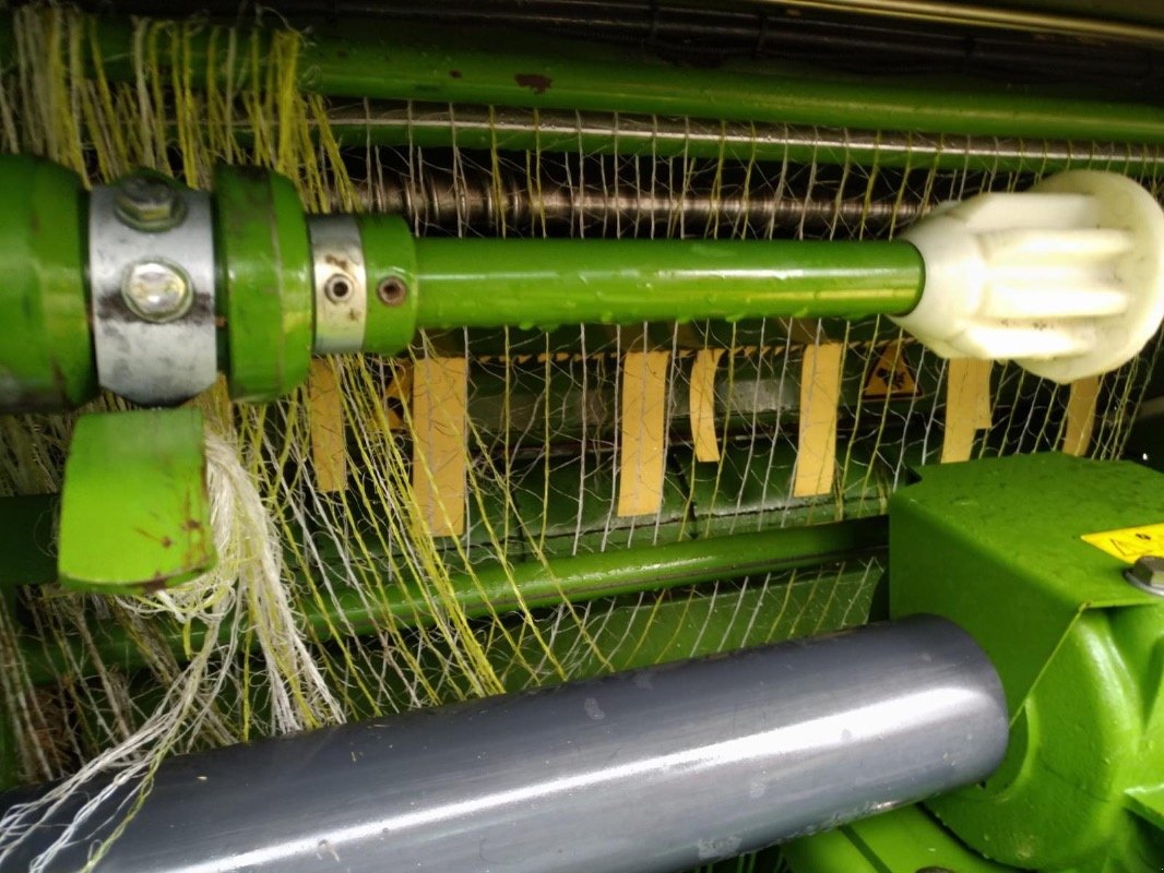 Rundballenpresse du type Krone Comprima 150, Gebrauchtmaschine en Liebenwalde (Photo 20)