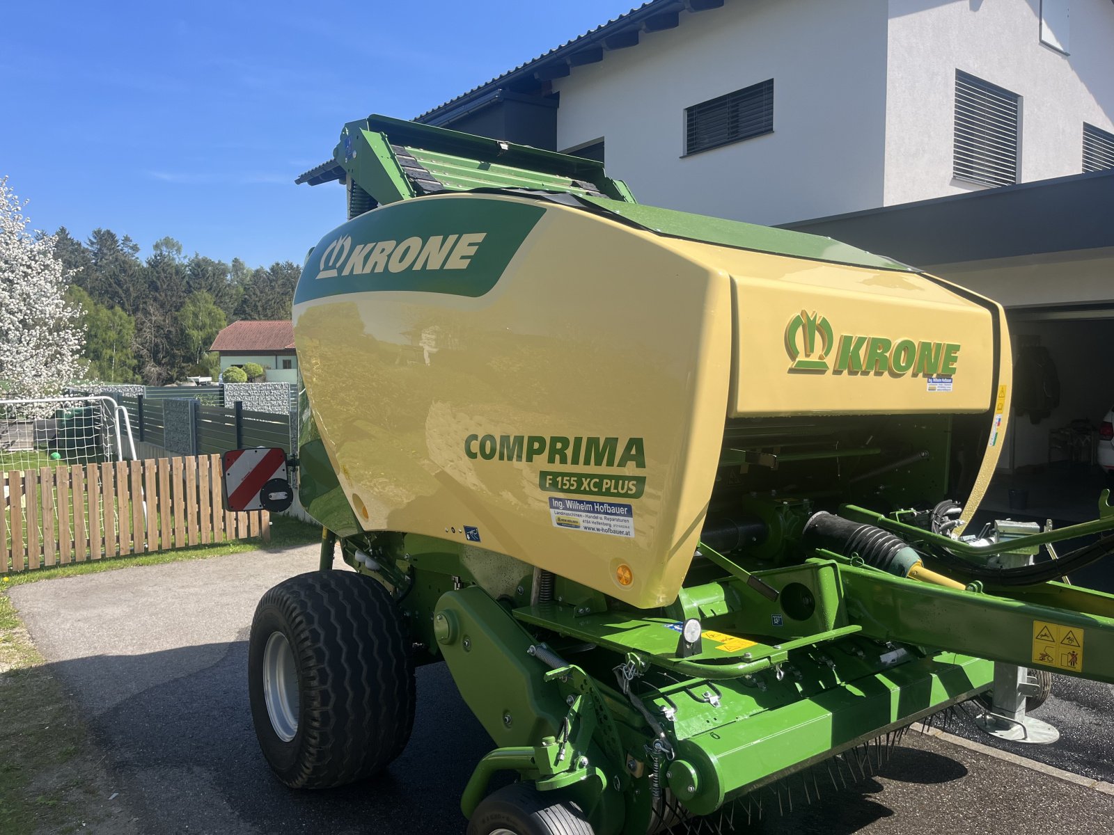 Rundballenpresse of the type Krone Comprima CF 155 XC Plus, Gebrauchtmaschine in St.peter am wimberg (Picture 1)