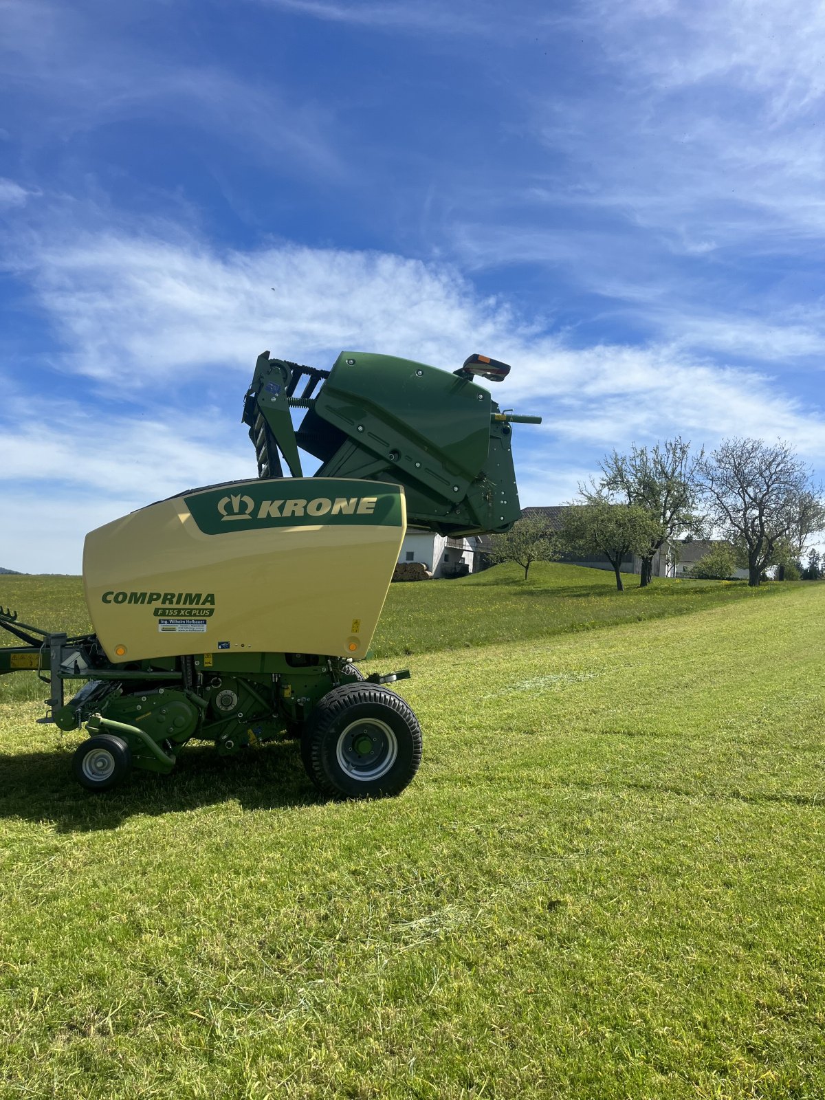 Rundballenpresse van het type Krone Comprima CF 155 XC Plus, Gebrauchtmaschine in St.peter am wimberg (Foto 2)