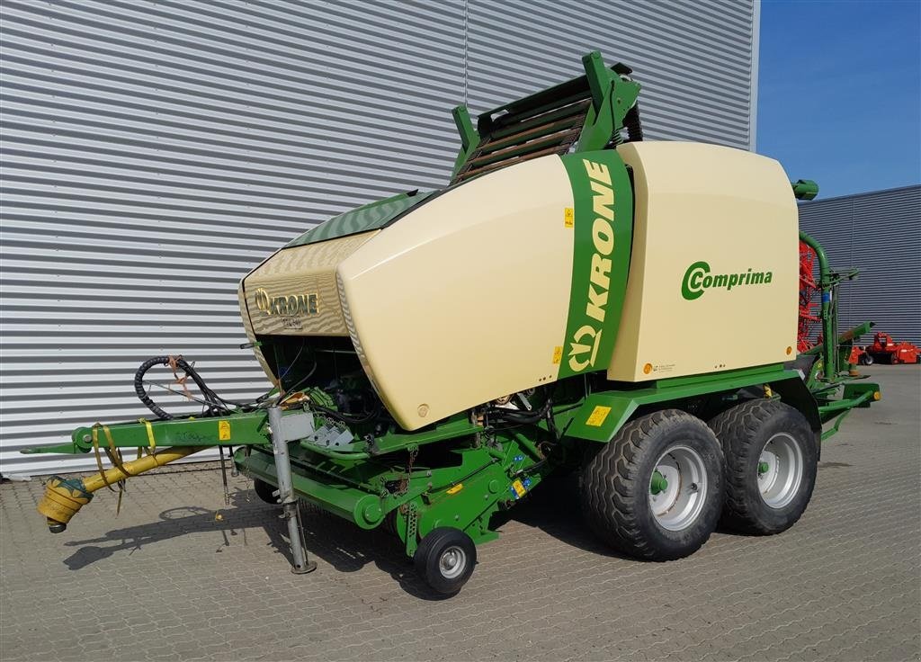 Rundballenpresse tip Krone Comprima CF 155 XC, Gebrauchtmaschine in Horsens (Poză 2)