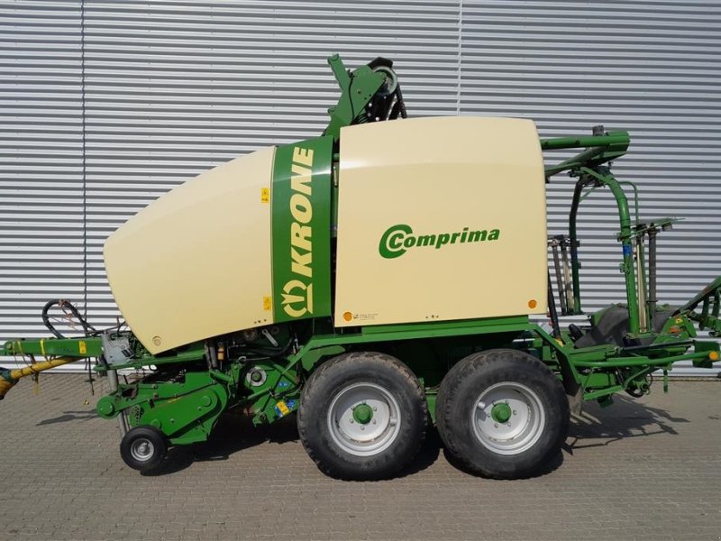 Rundballenpresse of the type Krone Comprima CF 155 XC, Gebrauchtmaschine in Horsens (Picture 1)