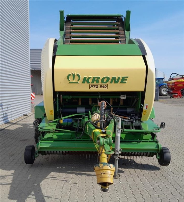 Rundballenpresse of the type Krone Comprima CF 155 XC, Gebrauchtmaschine in Horsens (Picture 4)