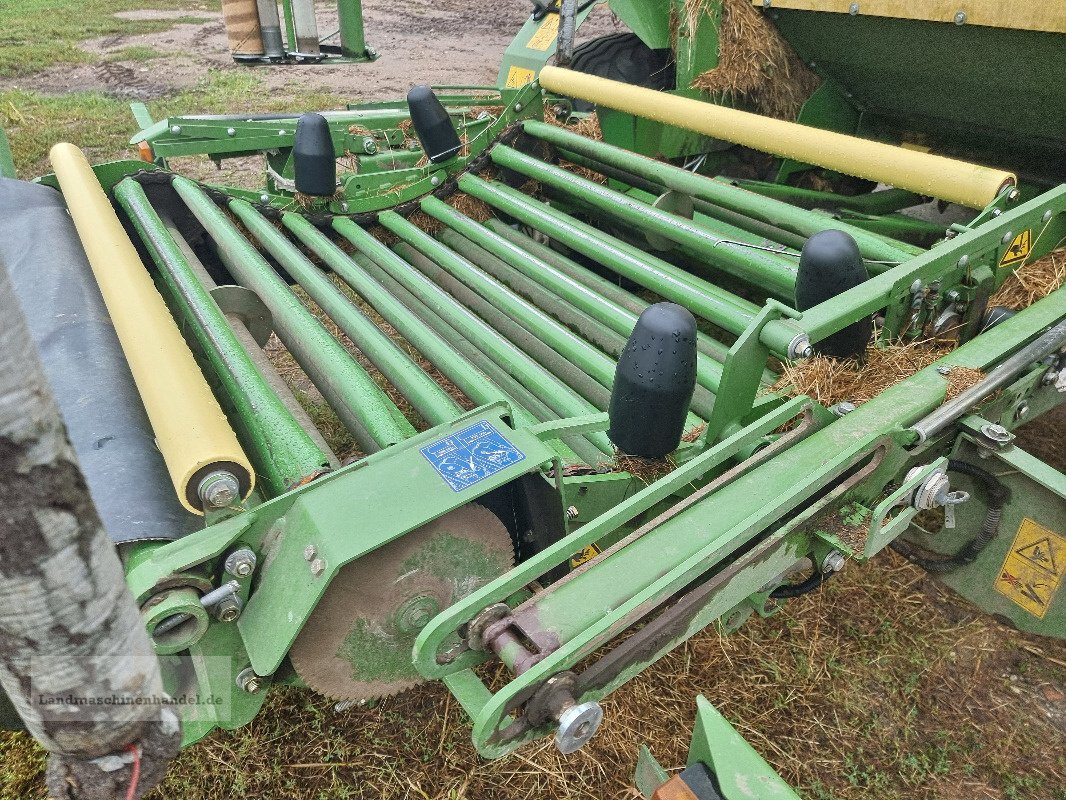 Rundballenpresse a típus Krone Comprima CF 155 XC, Gebrauchtmaschine ekkor: Burg/Spreewald (Kép 6)