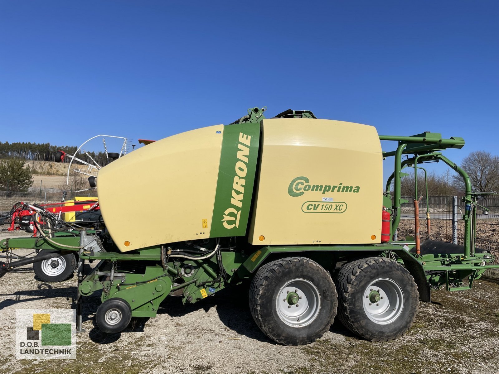 Rundballenpresse del tipo Krone Comprima CF 155 XC, Gebrauchtmaschine en Regensburg (Imagen 1)