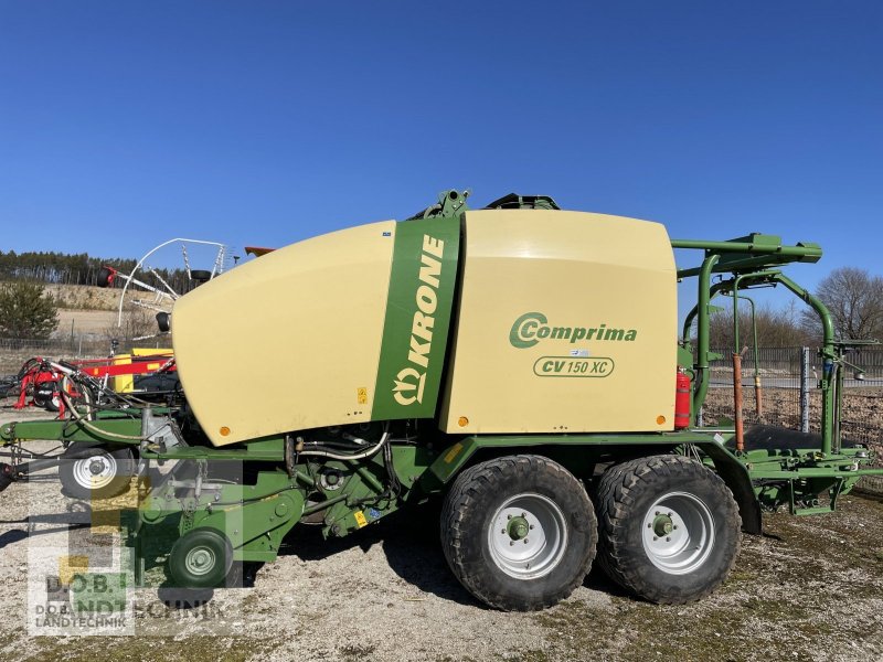 Rundballenpresse tip Krone Comprima CF 155 XC, Gebrauchtmaschine in Regensburg