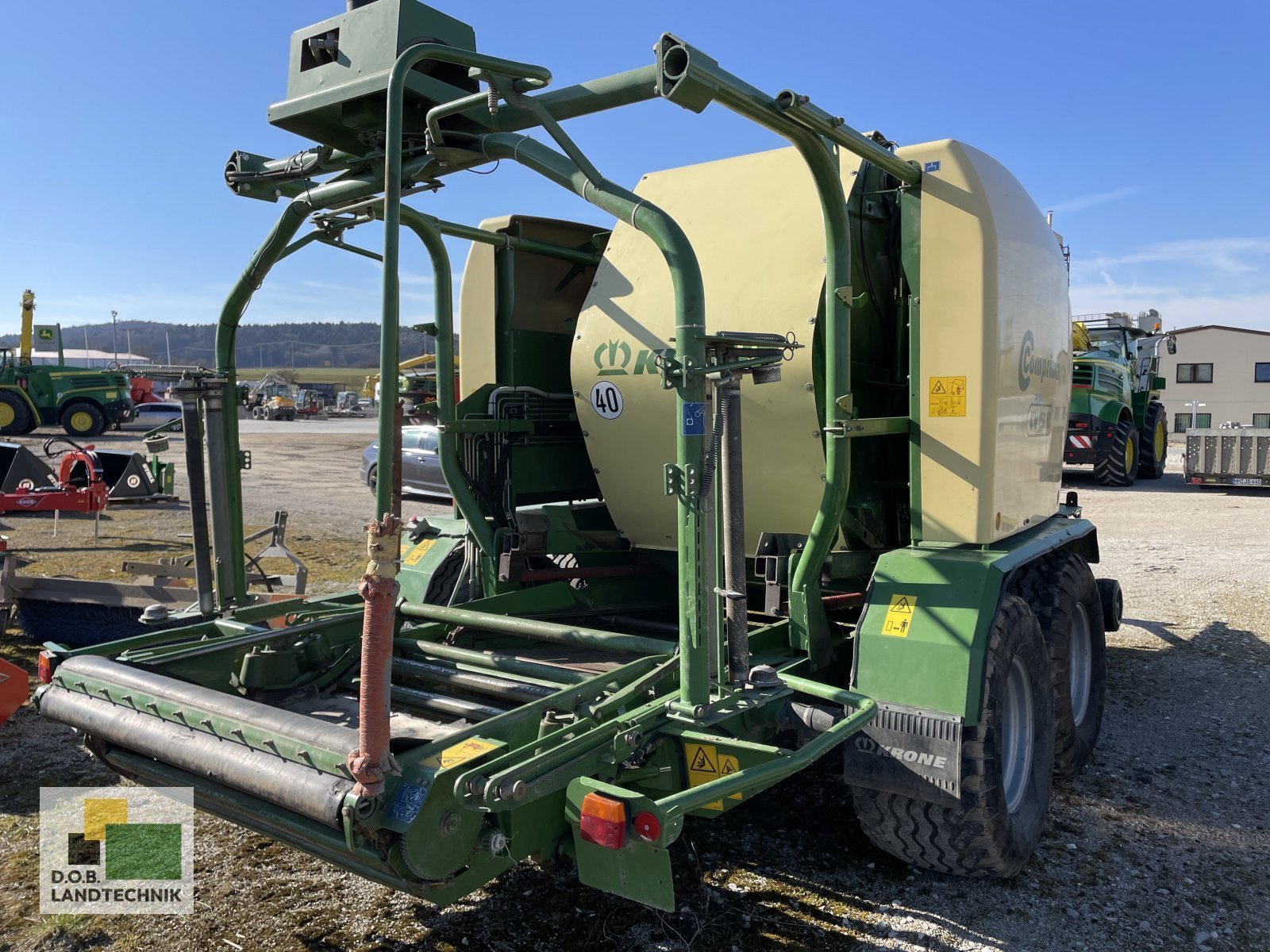 Rundballenpresse del tipo Krone Comprima CF 155 XC, Gebrauchtmaschine en Regensburg (Imagen 5)