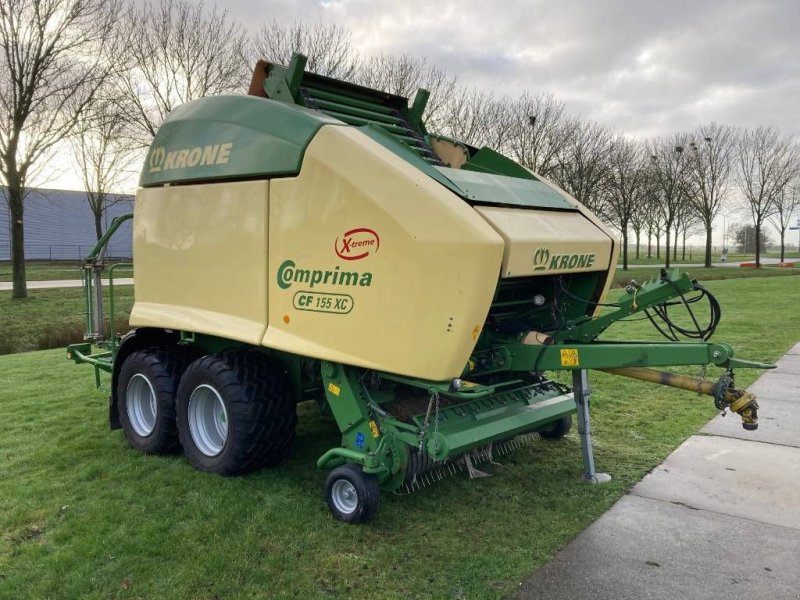 Rundballenpresse типа Krone Comprima CF 155 XC, Gebrauchtmaschine в Gorredijk (Фотография 1)