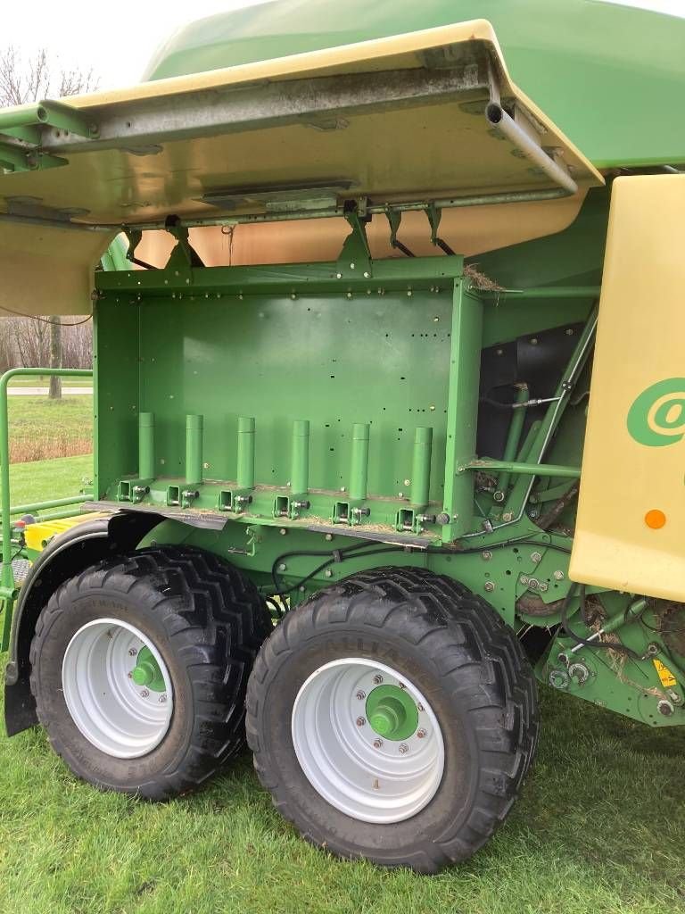 Rundballenpresse tipa Krone Comprima CF 155 XC, Gebrauchtmaschine u Gorredijk (Slika 11)