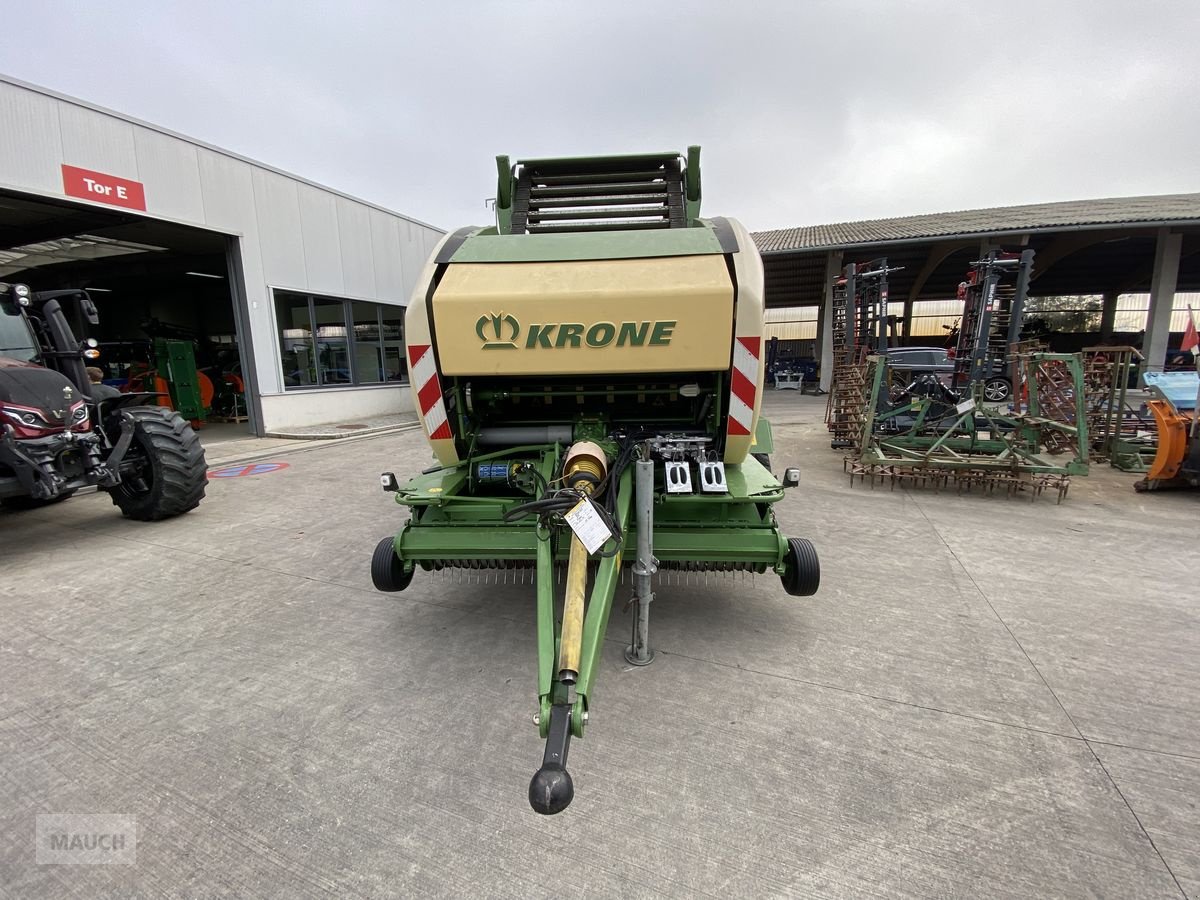 Rundballenpresse des Typs Krone Comprima CF 155 XC, Gebrauchtmaschine in Burgkirchen (Bild 2)