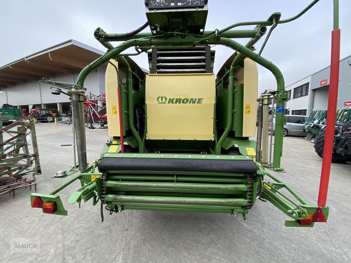 Rundballenpresse des Typs Krone Comprima CF 155 XC, Gebrauchtmaschine in Burgkirchen (Bild 8)