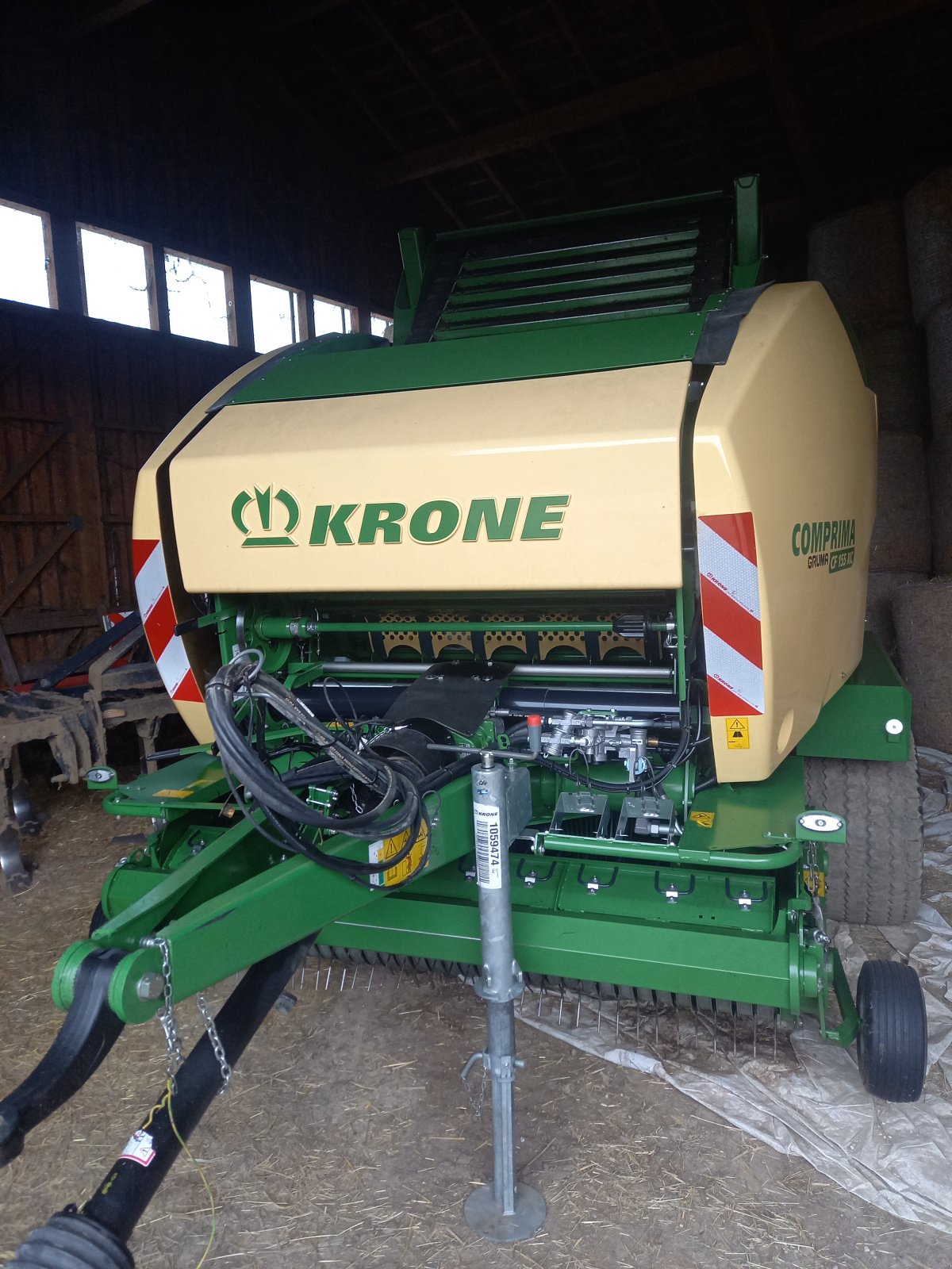 Rundballenpresse des Typs Krone Comprima CF 155 XC, Gebrauchtmaschine in Altenmünster (Bild 1)