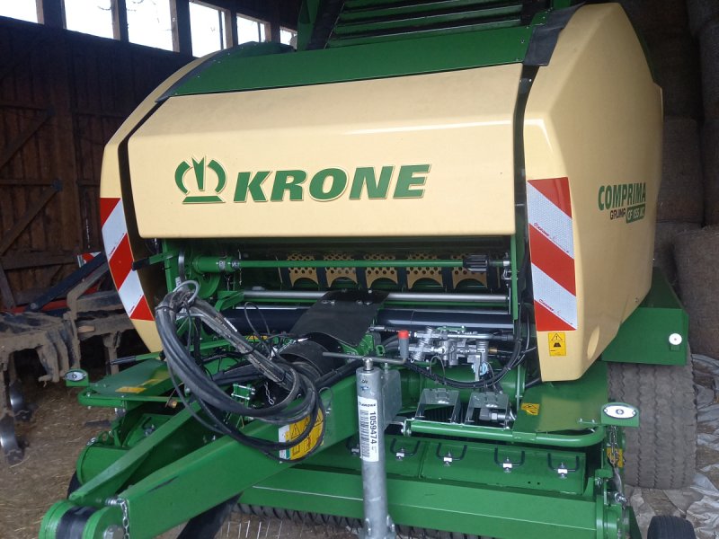 Rundballenpresse des Typs Krone Comprima CF 155 XC, Gebrauchtmaschine in Altenmünster (Bild 1)