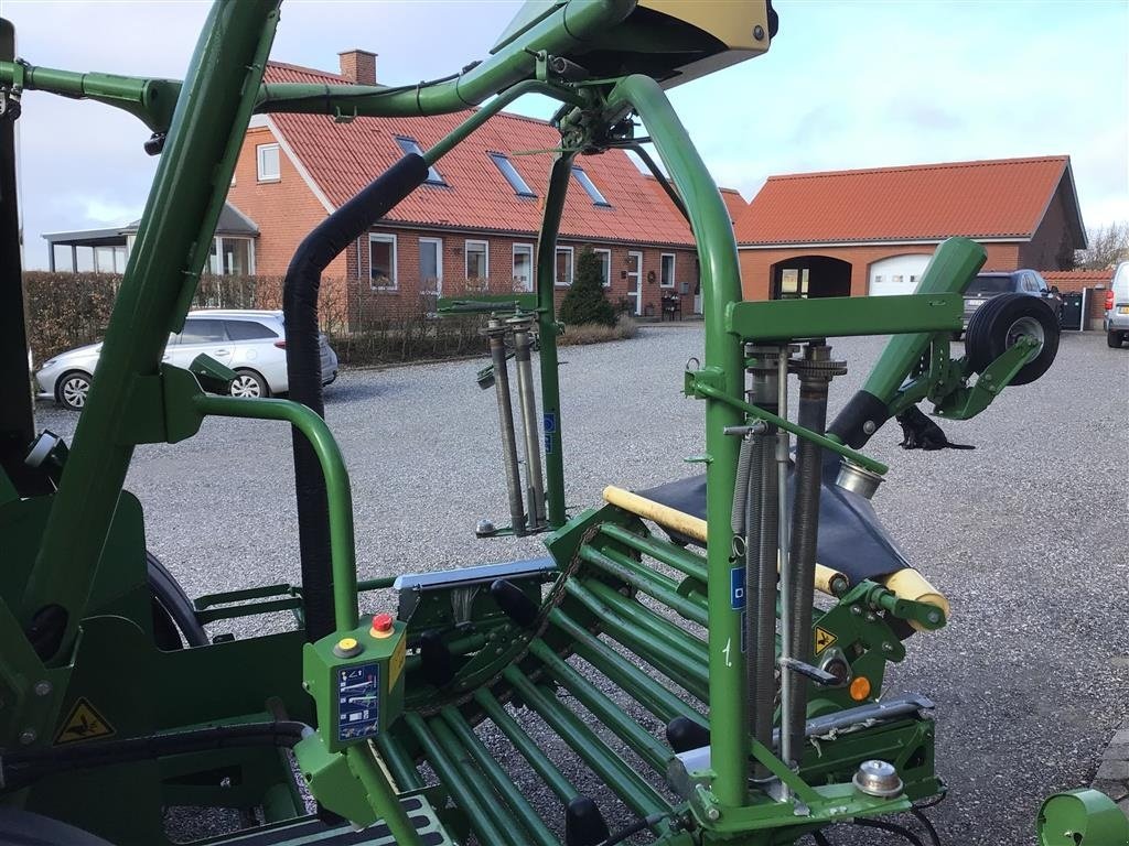 Rundballenpresse typu Krone Comprima CV 150 XC PLUS, Gebrauchtmaschine w Thisted (Zdjęcie 4)