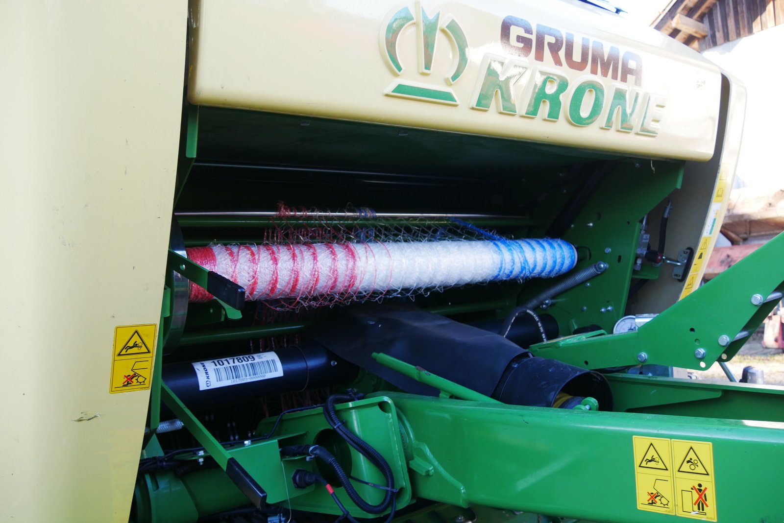 Rundballenpresse za tip Krone Comprima  CV 150 XC X-Treme, Gebrauchtmaschine u Pürgen (Slika 7)