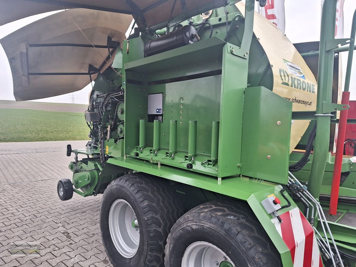 Rundballenpresse des Typs Krone Comprima CV 150 XC, Gebrauchtmaschine in Aurolzmünster (Bild 13)