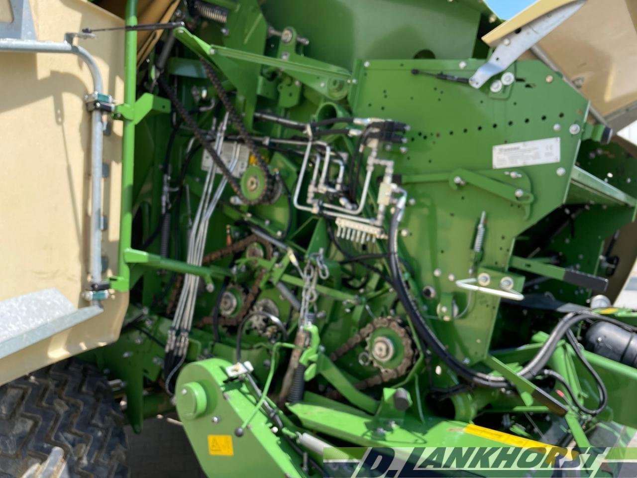 Rundballenpresse tip Krone Comprima CV 150 XC, Gebrauchtmaschine in Neuenhaus (Poză 10)