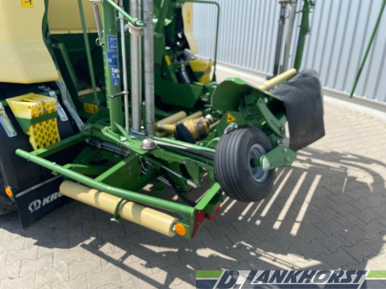 Rundballenpresse tip Krone Comprima CV 150 XC, Gebrauchtmaschine in Neuenhaus (Poză 13)