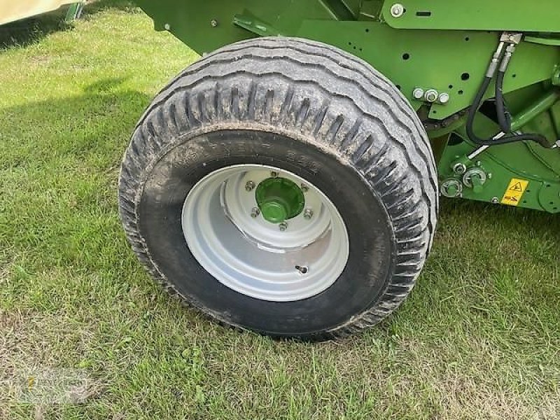 Rundballenpresse tip Krone Comprima F 125 XC, Gebrauchtmaschine in Fischbach/Clervaux (Poză 7)