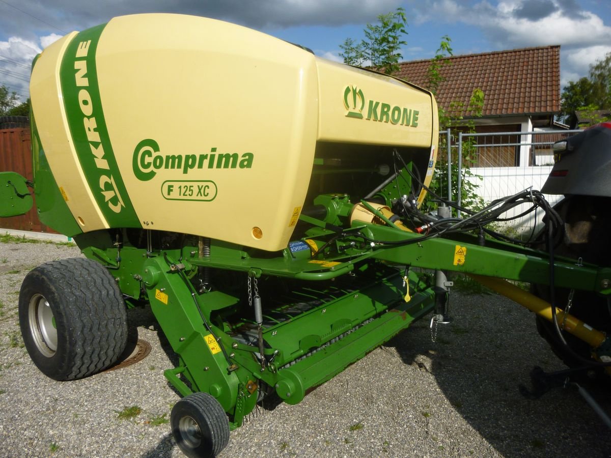 Rundballenpresse του τύπου Krone Comprima F 125 XC, Gebrauchtmaschine σε Epfach  (Φωτογραφία 1)