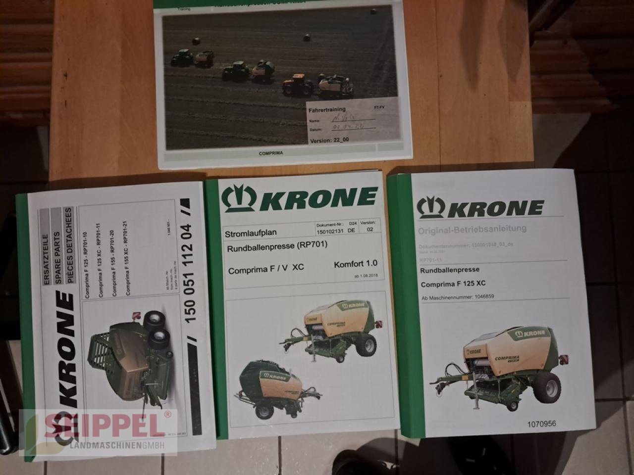 Rundballenpresse a típus Krone COMPRIMA F 125 XC, Gebrauchtmaschine ekkor: Groß-Umstadt (Kép 12)