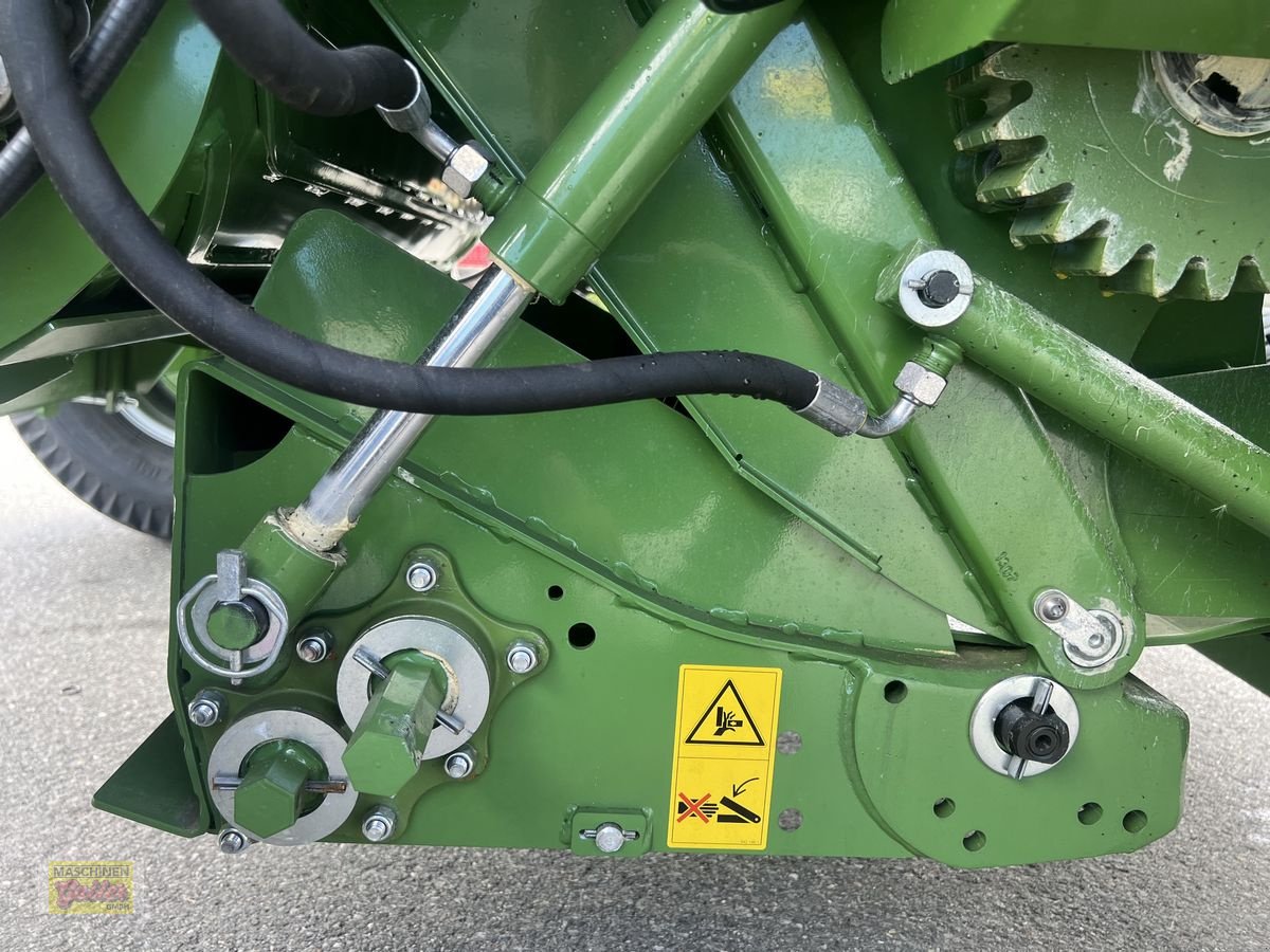 Rundballenpresse tipa Krone Comprima F 125 XC, Neumaschine u Kötschach (Slika 16)